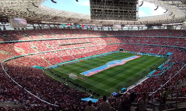 蕴含机遇 蕴含机遇