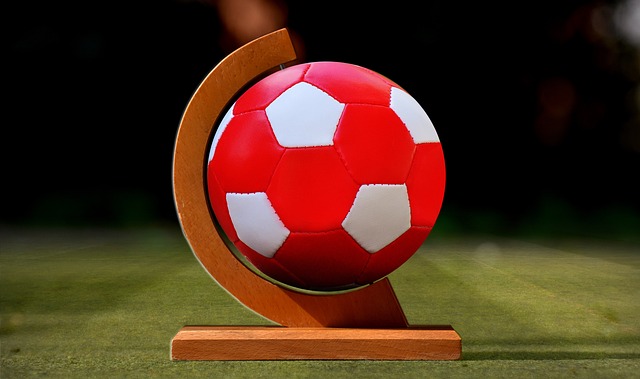 周琦眼伤恢 周琦眼伤恢