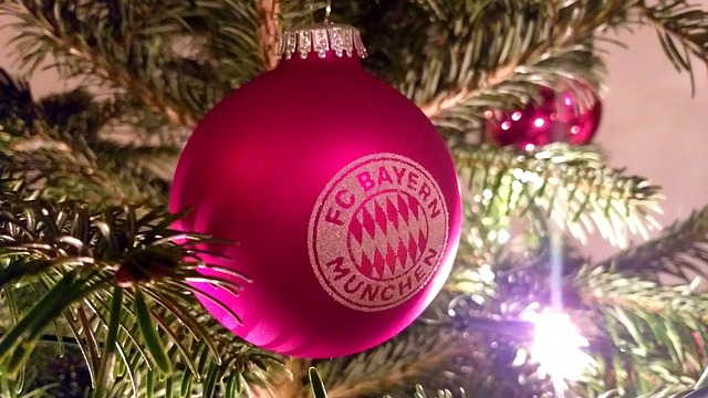 員在由進攻 員在由進攻